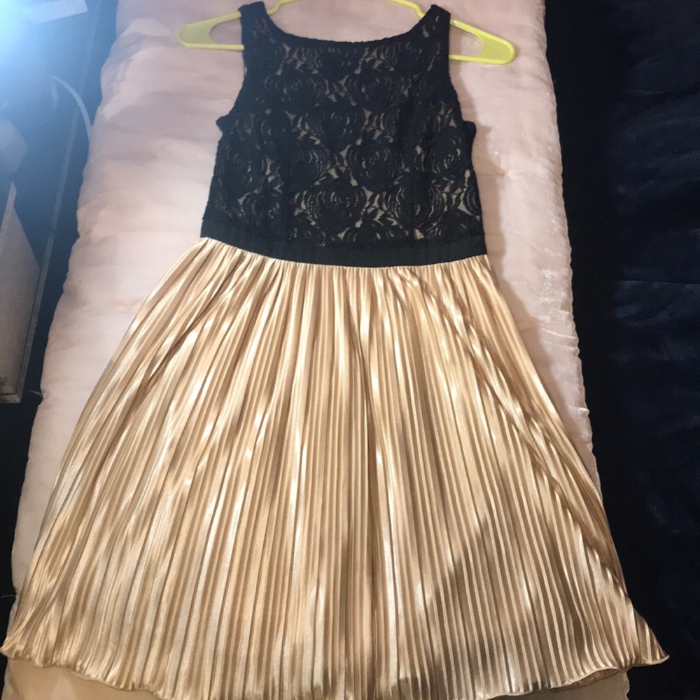 Short formal dress
